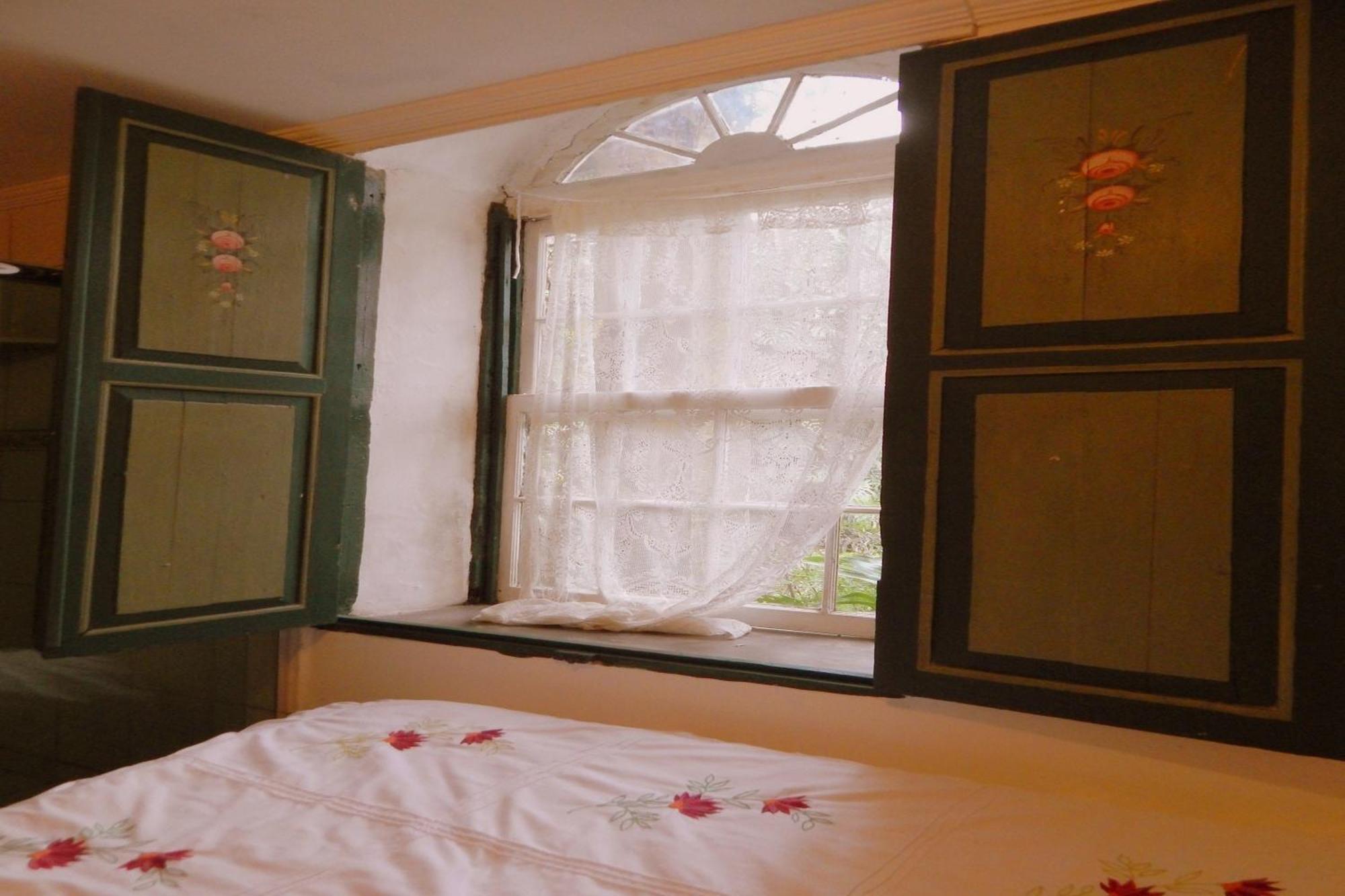 Pouso Das Glicinias - B&B Ouro Preto  Exterior photo