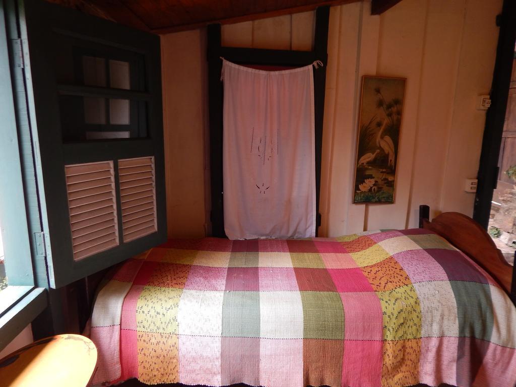 Pouso Das Glicinias - B&B Ouro Preto  Exterior photo
