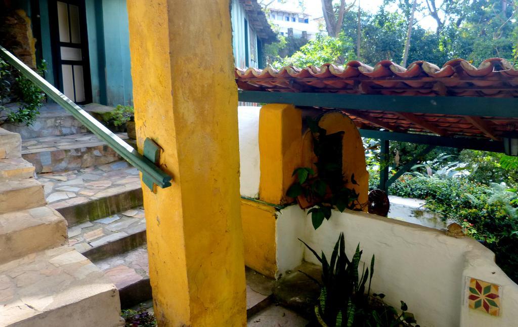 Pouso Das Glicinias - B&B Ouro Preto  Exterior photo