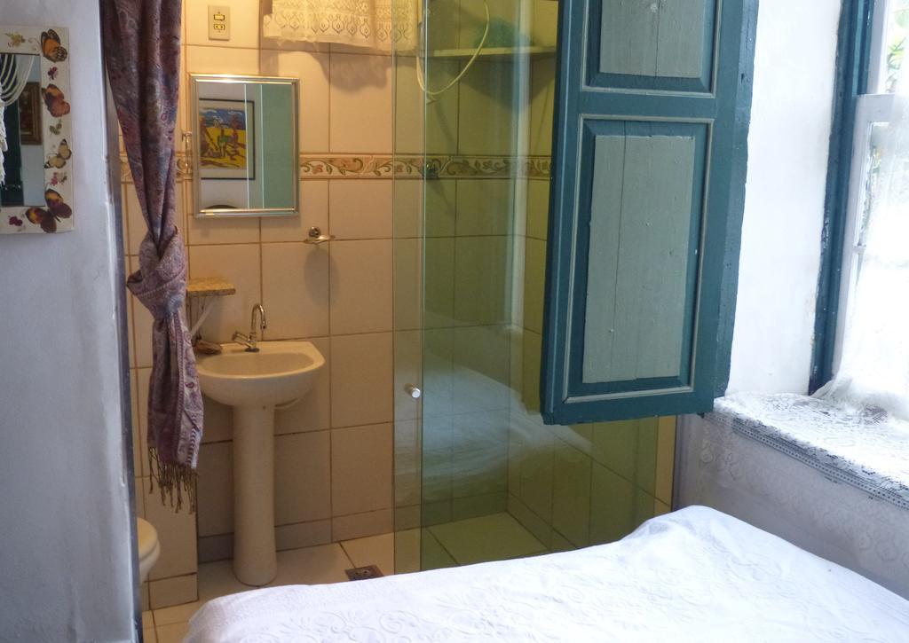 Pouso Das Glicinias - B&B Ouro Preto  Exterior photo